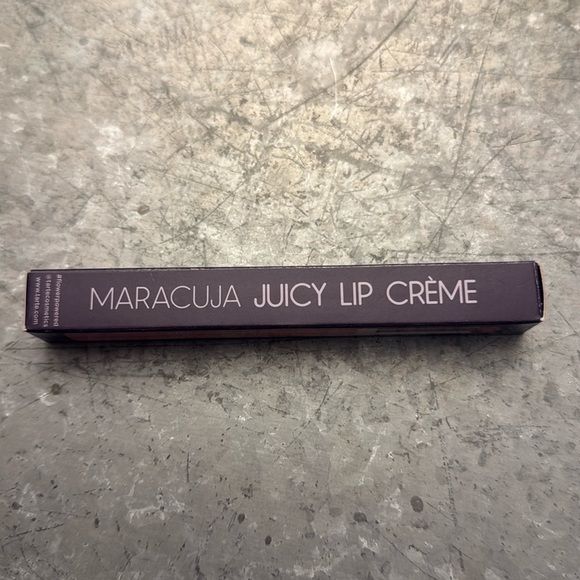 tarte Other - Maracuja Juicy lip crème in peachy pink